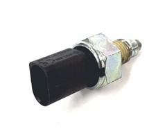 Interruptor Ameo Original VW AUDI SKODA SEAT Amarok Para Luz de Inversión 02K945415K
