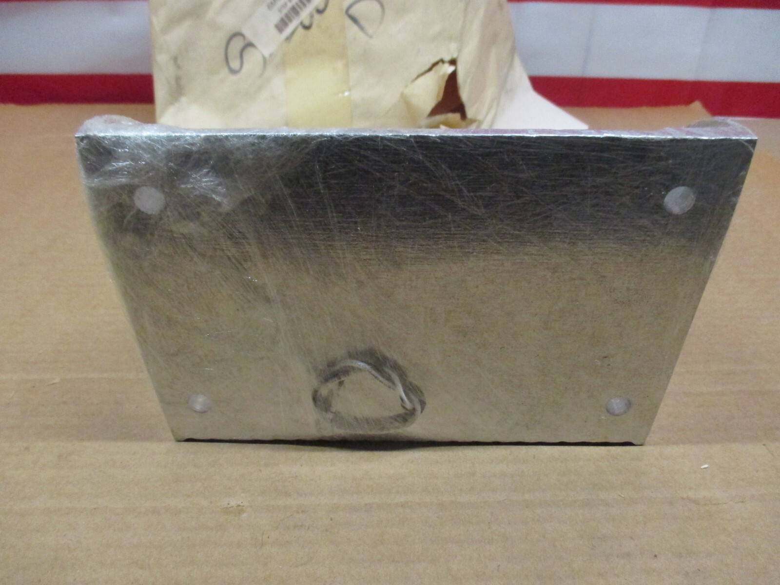 C113122 8" X 8" ALUMINUM STEP WITH LIGHT FIRE TRUCK PARTS NEW