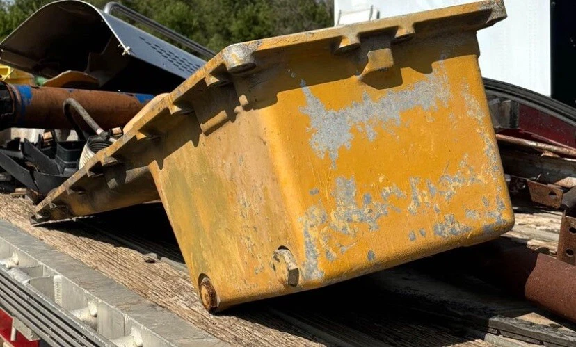 Frigideira de óleo cárter frontal CAT C15 acert número da peça 162-1429 - Imagem 3 de 3