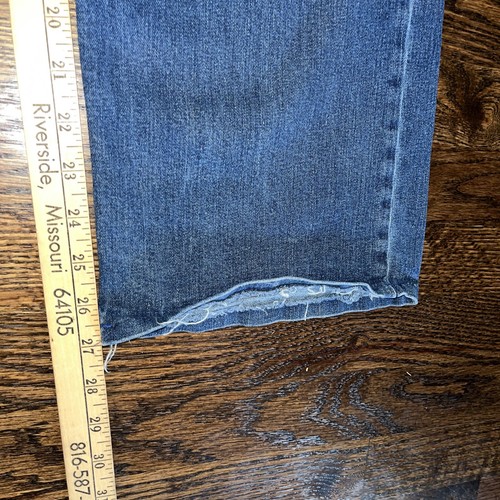 Calvin Klein Mens Size 36x27 Med Wash Straight Leg Denim Jeans - Picture 8 of 11