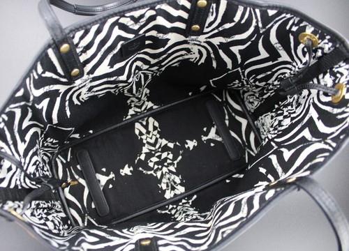 Borsa shopper MCM borsetta reversibile cognac nero oro donna MEDIA - Foto 15 di 16