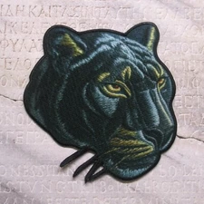 Black Panther iron-on PATCH embroidered ROARING WILD ANIMAL SOUVENIR APPLIQUE