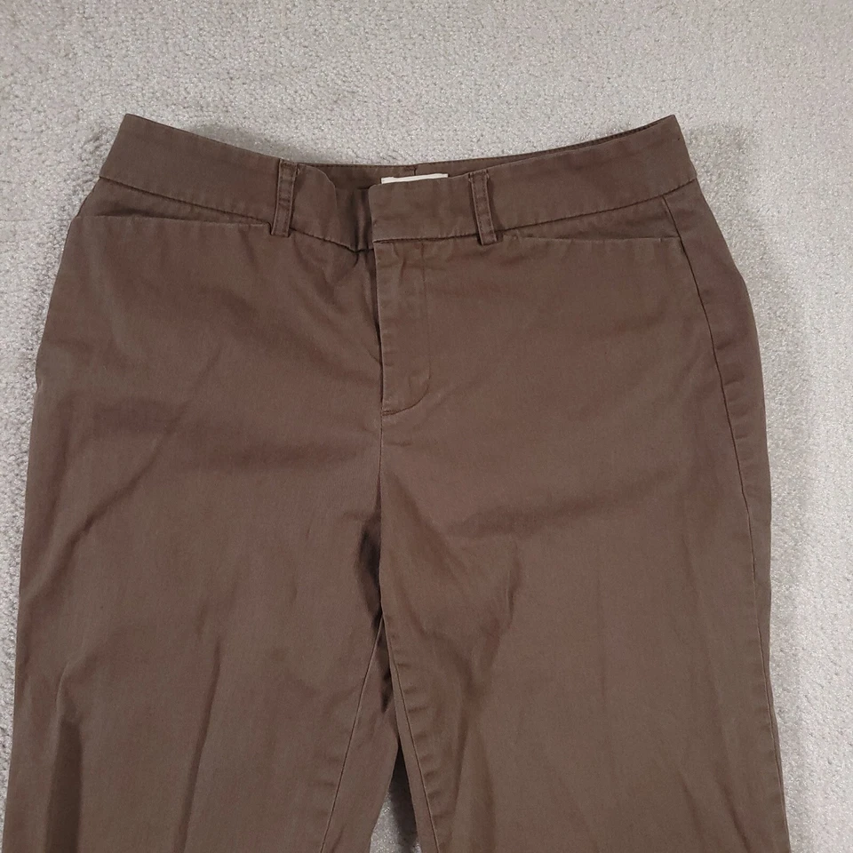 Dockers Pants Women's 6P Short Brown Flat Front Pockets Metro Fit Stretch Crop - Image 3 of 4