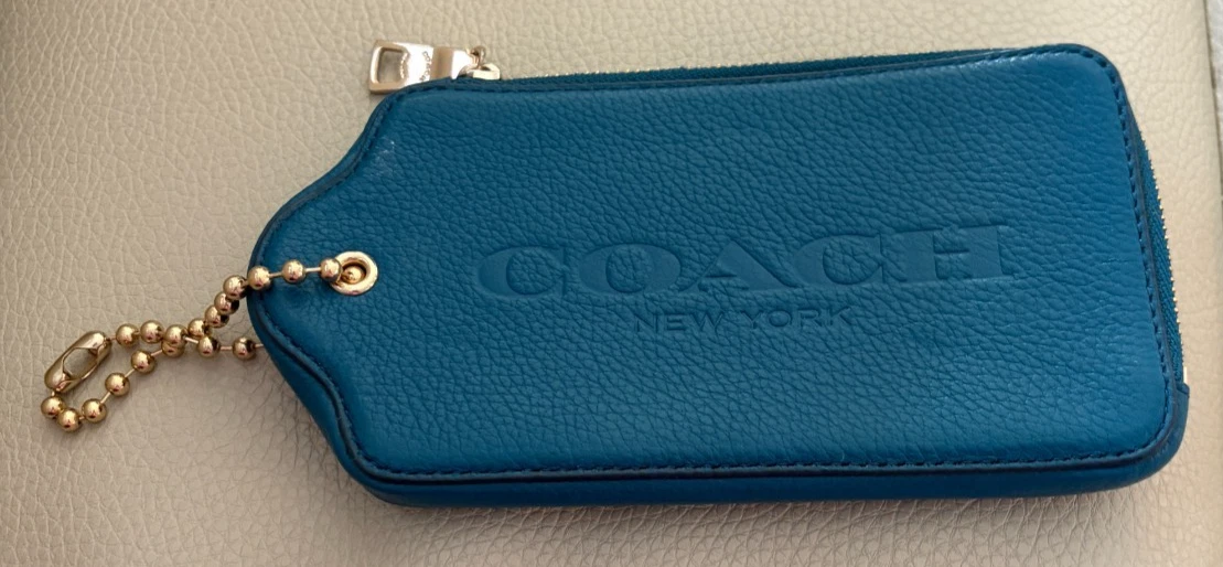 Cartera Para Mujer Charltu - Azul Claro, Piel Sintética, 6 Ranuras Para Tarjetas, Bolsillo Con Cremallera