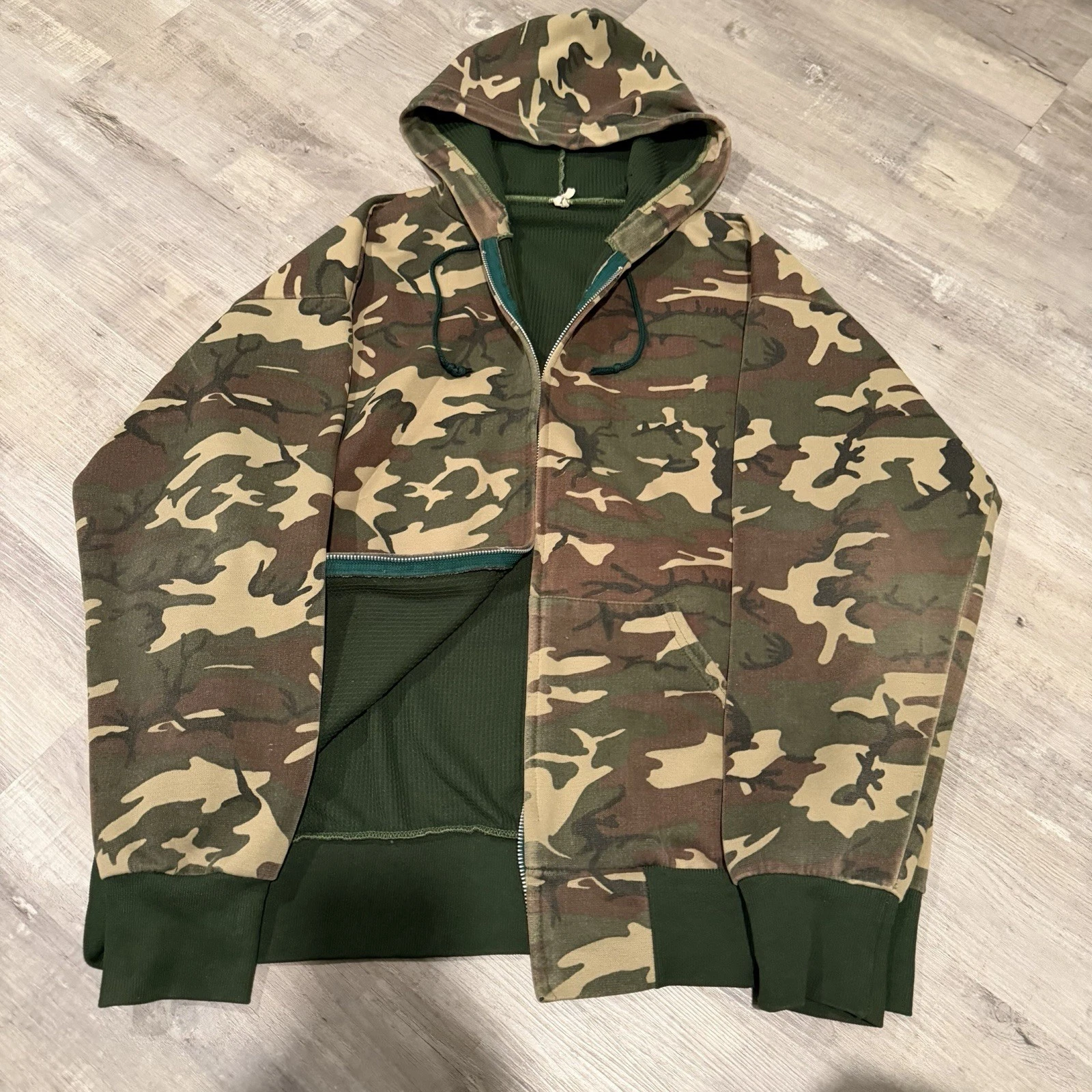 Vintage 70s Camo Thermal Lined Full Zip Hoodie Sweatshirt YKK Zip Large