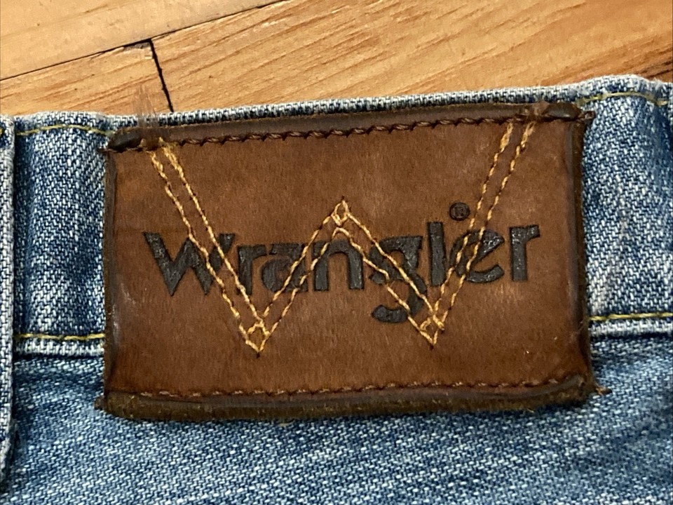 Wrangler Relaxed Fit Blue Denim Cotton Cowboy Western Jeans Mens Size ...