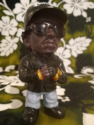 RARE EAZY E  Action Figure - NWA - unauthorized - Compton Gangster Thug Life