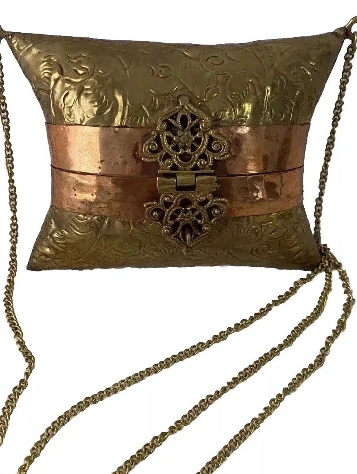 Vintage 30s Copper Brass Shell Baguette Pillow Purse Shoulder Bag - Image 3 of 4