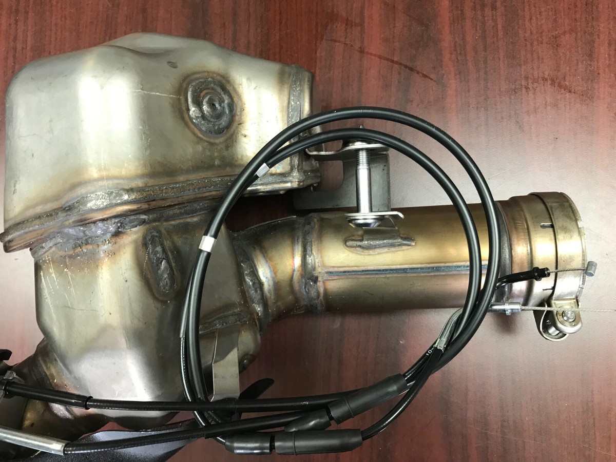 2021-2023 Kawasaki Ninja ZX-10R ZX10R OEM Exhaust Cat 2021-2023 Kawasaki Ninja ZX-10R ZX10R OEM Exhaust Cat