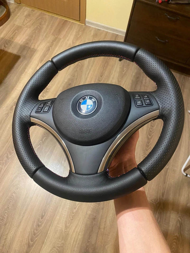 OEM BMW Sport Steering Wheel E90 E91 E92 E93 M3 E82 E81 E87 E88 1 3 Series - Image 3 of 4