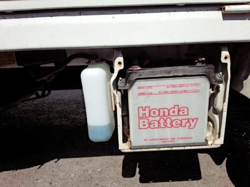 HONDA ACTY TRUCK HA# Genuine Radiator Coolant Reserve Sub Tank 19101-PN3-000 OEM - Picture 11 of 15