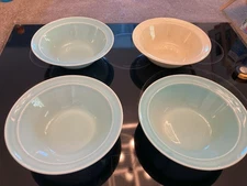 Vintage Lu-Ray Pastels Green Yellow 9" Vegetable Bowl