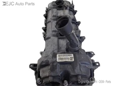 Right Valve Cover For 11-13 Dodge Journey  3.6 05184069AJ