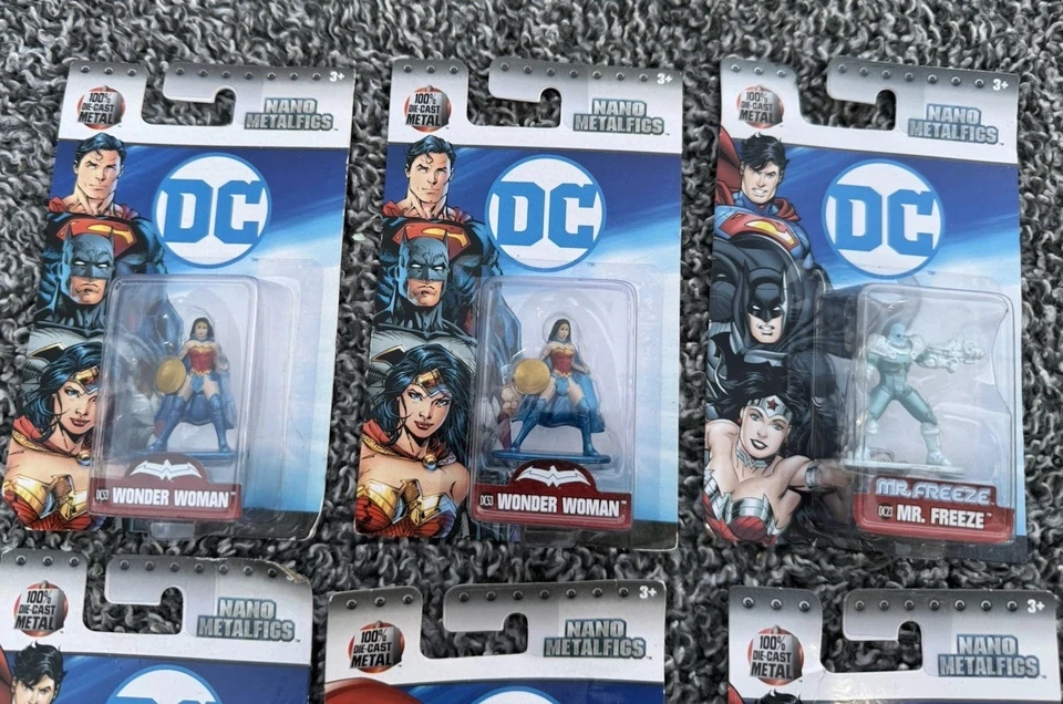 Lot of 9 New Jada Toys Nano Metalfigs Die-Cast Metal Action Figures DC Comics - Image 2 of 4