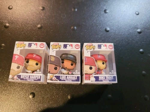 2026 Topps Baseball Series 1 Super Box Funko Bitty Pop Trout /Arraez / Harper