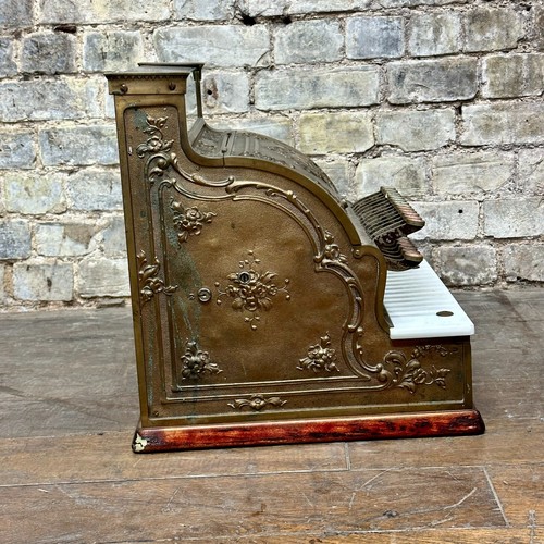 NATIONAL CASH REGISTER - Picture 4 of 6