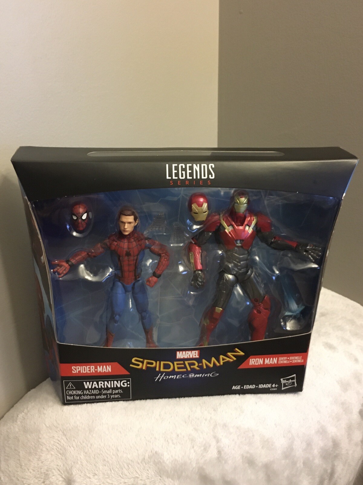 spiderman iron man marvel legends
