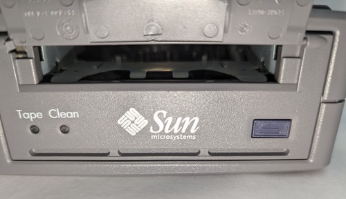Sun Microsystems Dat72 External Tape Drive SCSI 36/72GB 380-1323-03 FOR REPAIR - Photo 4/11