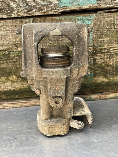 HMMWV M998 Rear Brake Caliper Left Hand REAR LH, 12342341, 12173602 - Picture 5 of 5