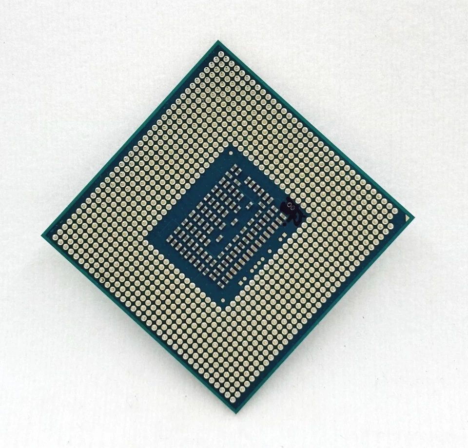 Intel Core i7 3612QM SR0MQ 2.1GHz Quad core 6M Socket G2 Notebook Processor - Image 3 of 4