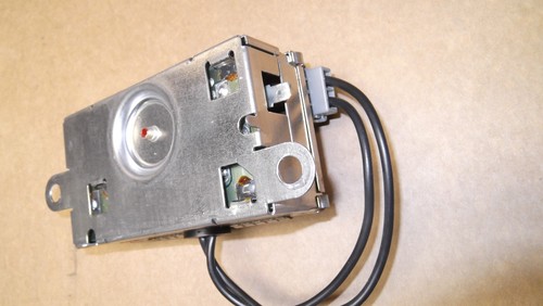 2000-02 JAGUAR STYPE OEM RADIO ANTENNA ISOLATOR MODULE XR8F-18K891-AD★★ - Picture 4 of 4