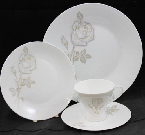 Rosenthal Classic Rose Group of Large Dinner Plate Salad Plate and Cup & Saucer