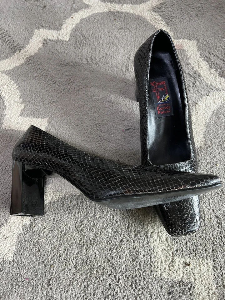 Zapatos de tacón cuadrado de piel de serpiente genuina de 3" de Carlos Falchi Talla 7M Foto 2 de 4