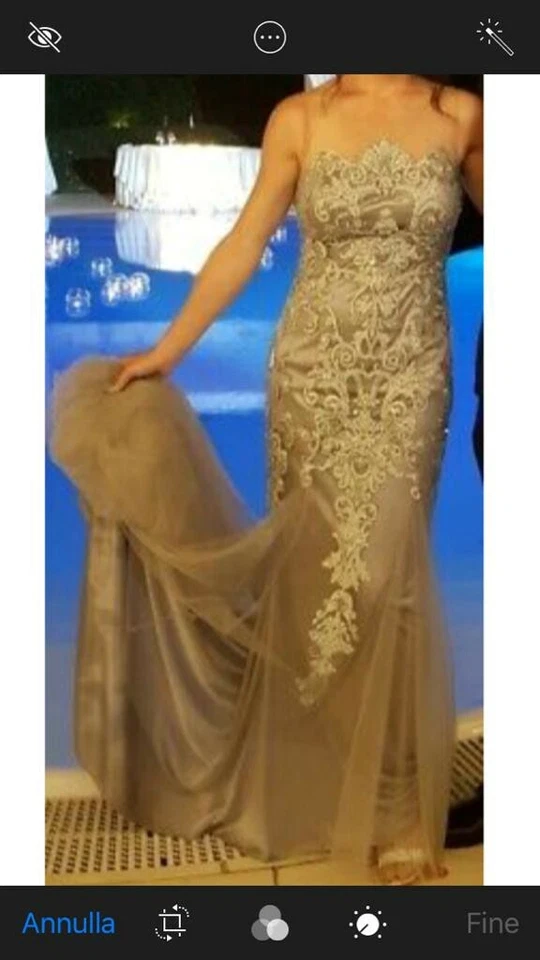 Meraviglioso vestito da sposa argento 42 originale Marfil Barcelona e guepiere - Immagine 2 di 4