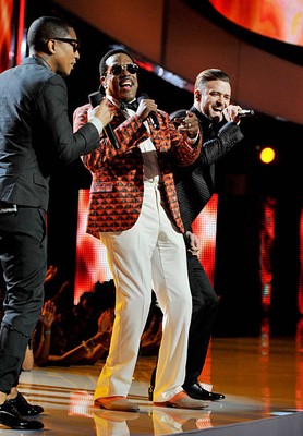 Singers Pharrell Williams Charlie Wilson Justin Timberlake perform - Old Photo 6