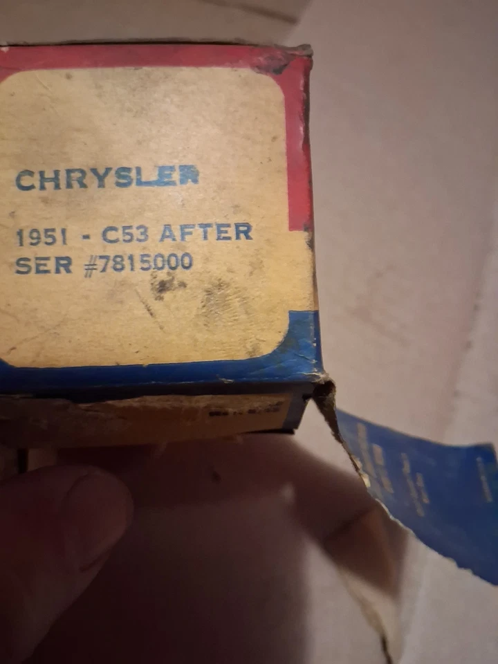 1951 年克莱斯勒皇冠帝国叶弹簧衬套 NOS Mopar 1450089 — 第 2/2 张图片