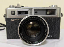 Yashica Electro 35 35mm Camera Black with 35mm f/1.7 Color-Yashinon DX Lens