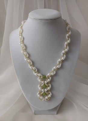 Handgefertigte Halskette Vintage Viktorianischer Stil Edelsteine Jade Grün Mallorca Perlen 