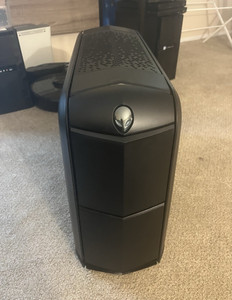 Alienware Aurora R3 Gaming Tower i7-2600 Radeon HD 6800 no RAM no HDD no SSD