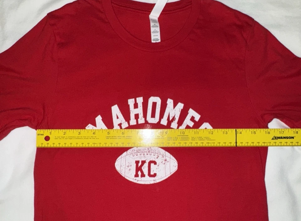 Patrick Mahomes KC Chiefs Camiseta Roja Juvenil Talla Pequeña Foto 3 de 4
