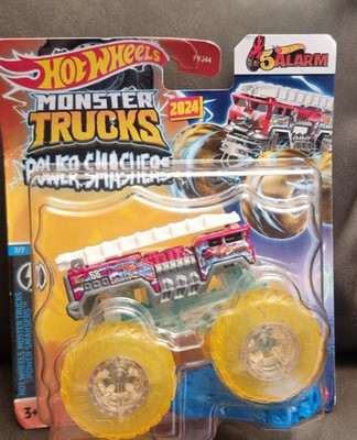 HOT WHEELS POWER SMASHERS MONSTER TRUCKS 1/64 5-ALARM NEW ON CARD