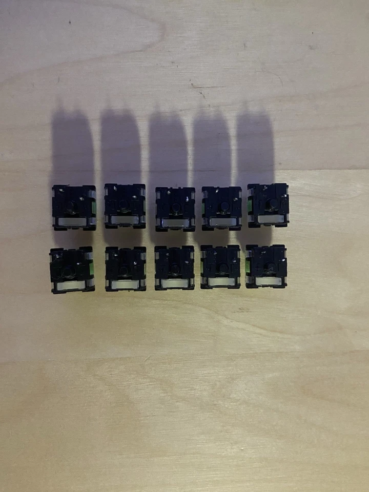 Razer Blackwidow v3 green Switch Clear Top -10pcs- - Image 3 of 4