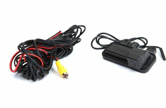 Камера на ручке багажника Crux CMB-15T для Mercedes-Benz CLA Class 2013-2017 19390₽