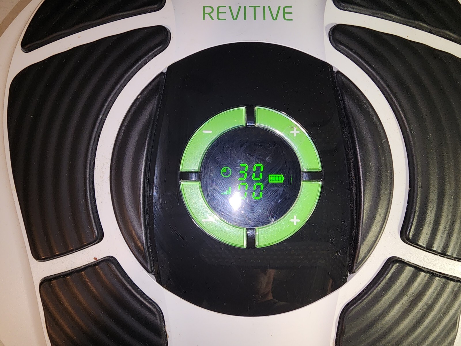 Revitive Medic Plus Circulation Booster #2469MG w/Case, Accessories Orig $349.95