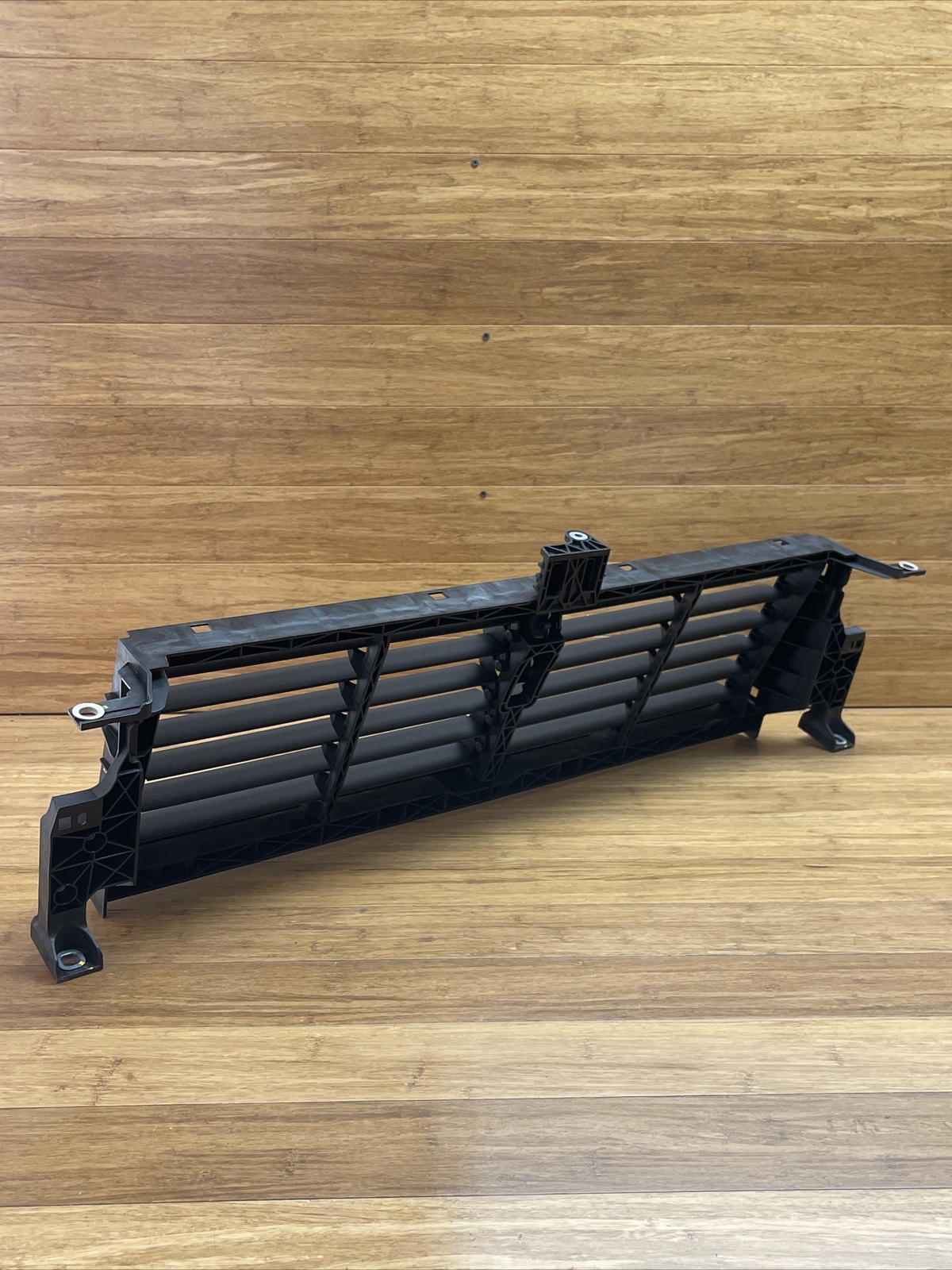 ?NEW OEM Audi / Volkswagen Front Grill Shutter 4m0121223A⚡️ | eBay