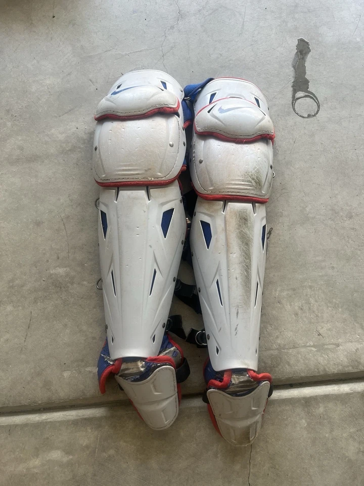 Juego de equipo Nike Catchers para adultos juego de 17 pulgadas Mitch Garver conjunto Foto 3 de 4