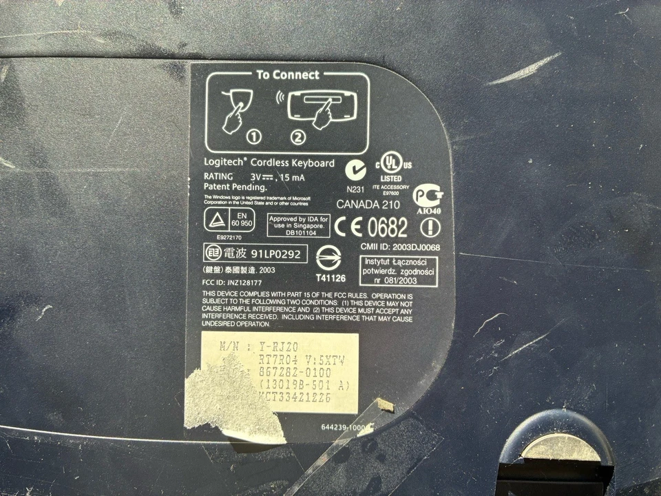 LOGITECH black cordless Y-RJ20 Keyboard untested - Image 3 of 3