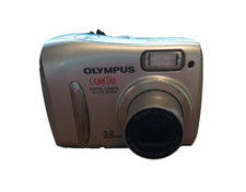 Olympus CAMEDIA D-535 Zoom 3.2MP Digital Camera - Silver Tested/Works