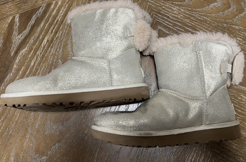 UGG Abree Stardust Gold Ankle Boots Suede & Sheepskin Shiny - Picture 7 of 8