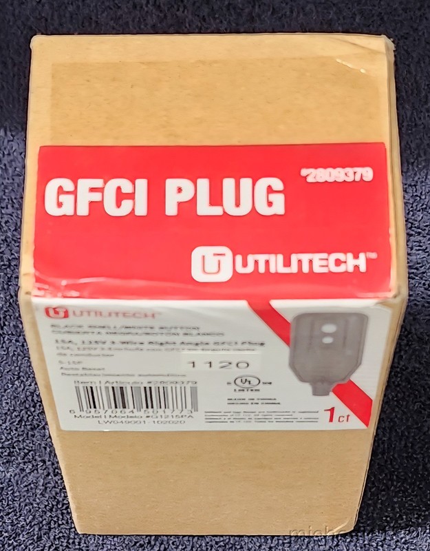 Utilitech Black Shell White Button 15A 125V 3-Wire Right Angle GFCI Plug NEW!