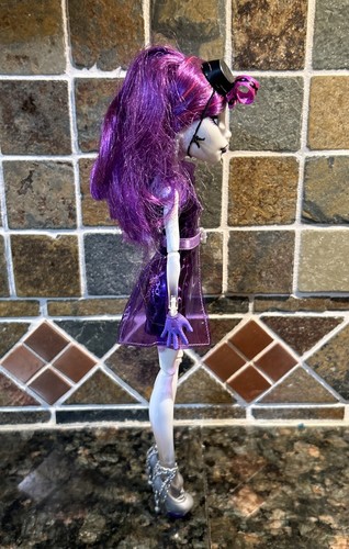 Monster High Doll Ghouls Night Out Spectra Vondergeist Hat Purse Coffin Phone - Picture 8 of 10