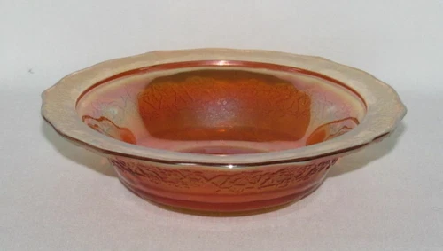Federal Glass NORMANDIE "Bouquet and Lattice" Marigold Iridescent Sm Berry Bowl