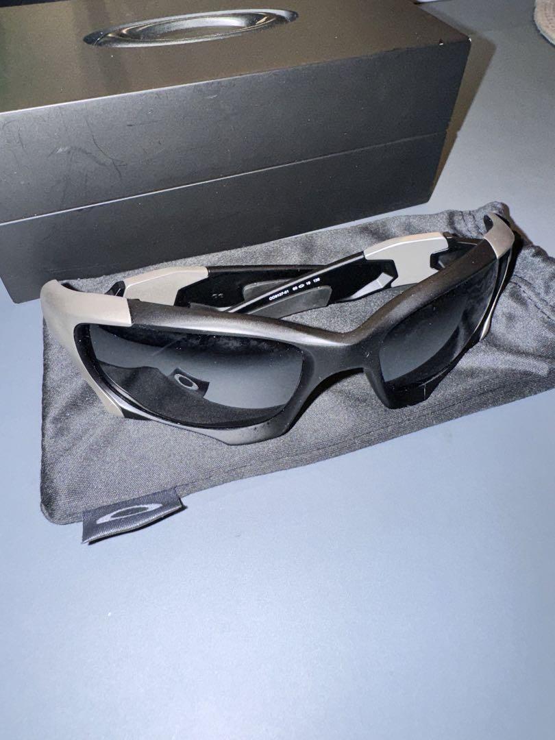 Oakley Pit Boss II 009137-01 Matte Black Sunglasses Black Oakley Pit Boss II 009137-01 Matte Black Sunglasses Black