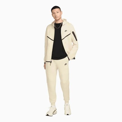 Nike Tech Fleece Full Zip Windrunner Hoodie & Jogger Pants Beige Men's Medium