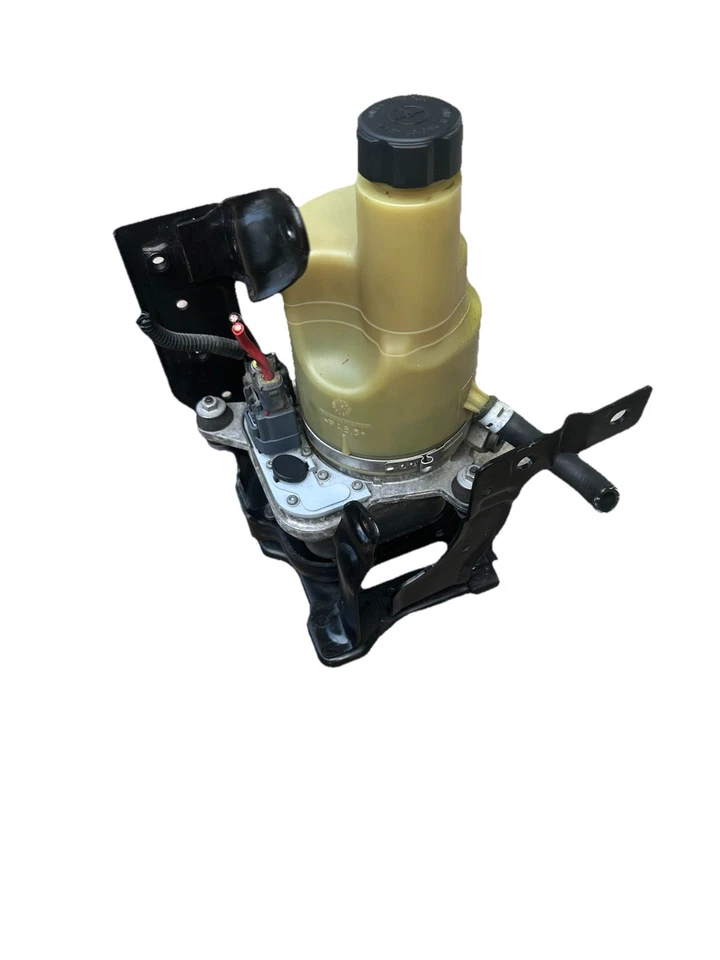 04-13 Volvo S40 V50 C70 C30 Electric Power Steering Pump 5N513K514CD - Image 3 of 4