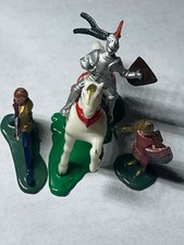 Marx Medieval Knights 4, 1.5"- 1966 Castle Playset/Milton Bradley Seige 007